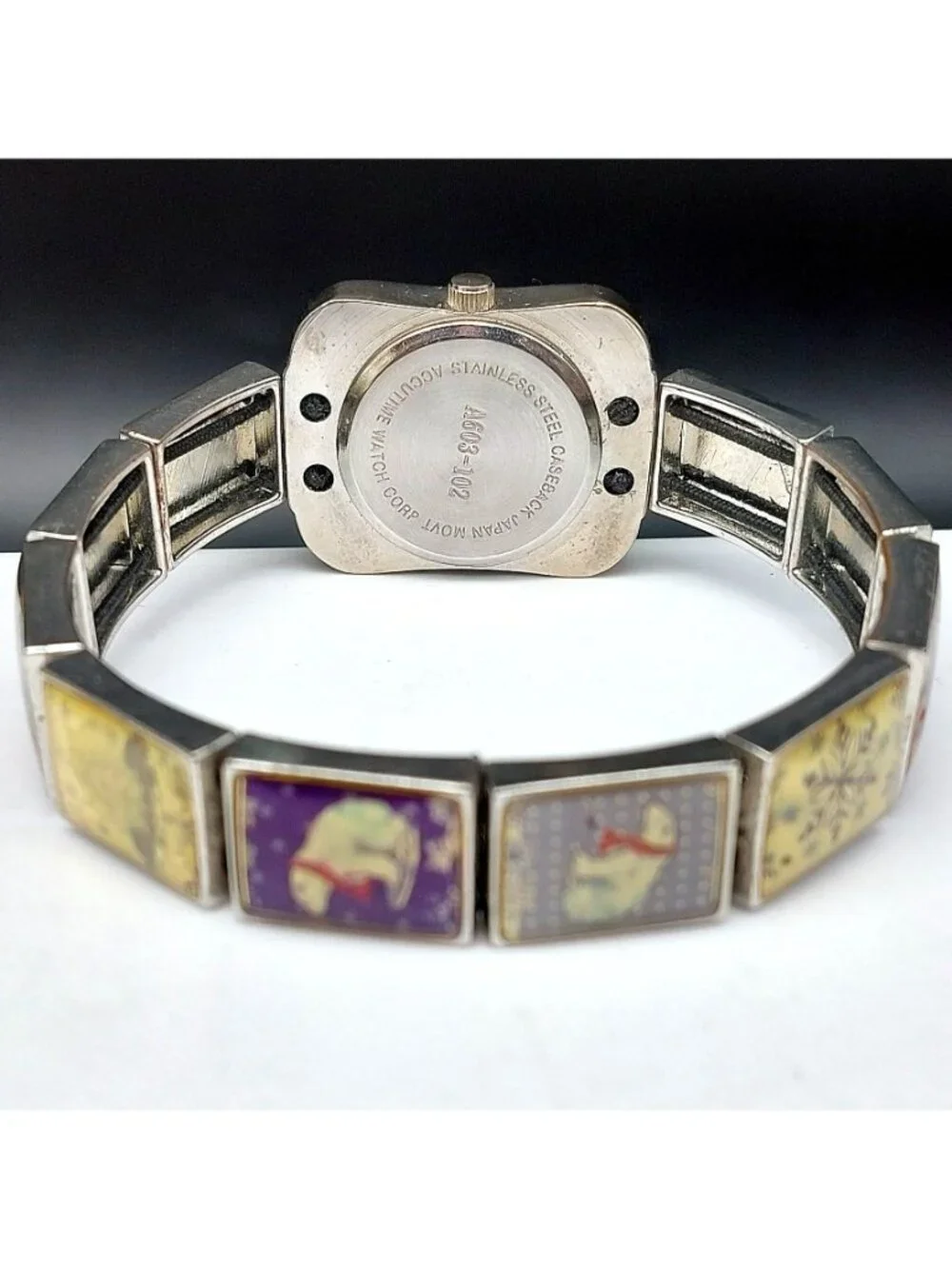 Vintage Accutime A603-102 Polar Bear Snowflake Stretch Watch New Battery Works